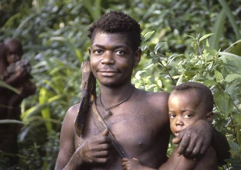 Why the Aka pygmy people of central Africa have the ‘best dads in the world’ - Face2Face Africa