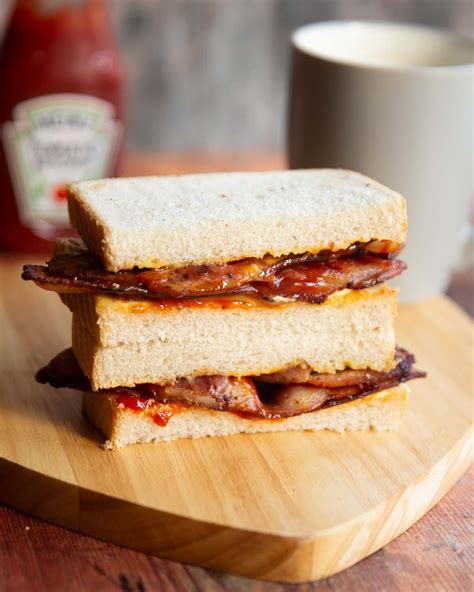 crispy bacon sandwich londons  bacon sandwiches hot dinners