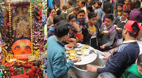 Thousands Pay Obeisance At Ancient Kaal Bhairav Temple Daily Excelsior