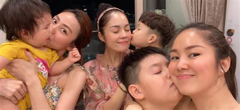 Xuất hiện Bỉm sữa band quy tụ toàn hot mom chao đảo cộng đồng vì nhan sắc vượt thời gian