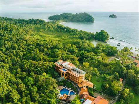 12 Best Resorts In Costa Rica: 2024 Resorts Guide