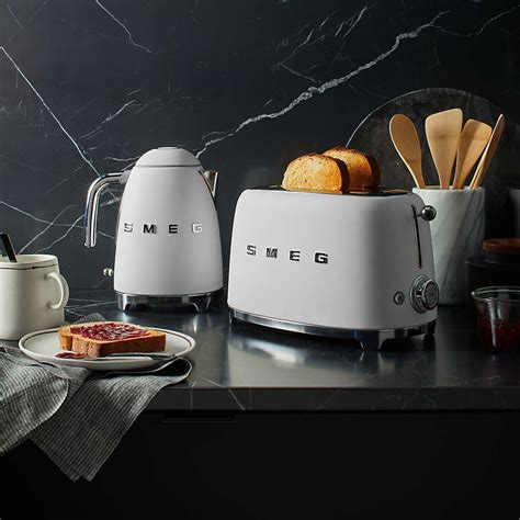 Smeg Matte White Electric Tea Kettle Reviews Crate And Barrel