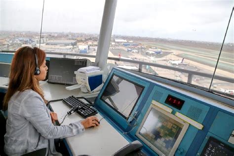 Controladores AÉreos EvalÚan Otro Paro T News