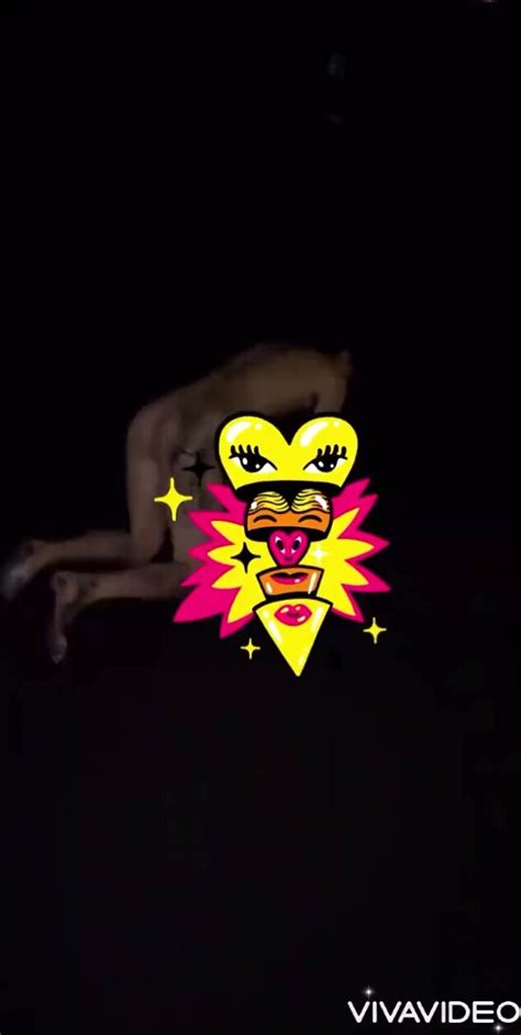 Japanese run naked in sea ThisVid Türkçe