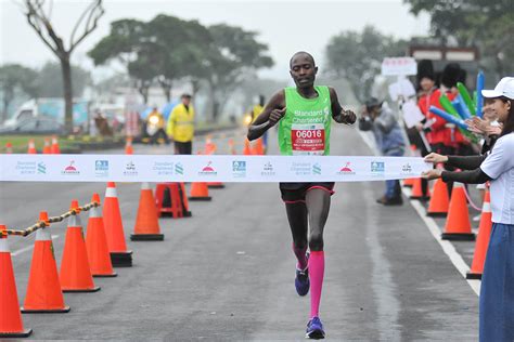 渣打臺北公益馬拉松 Standard Chartered Taipei Charity Marathon