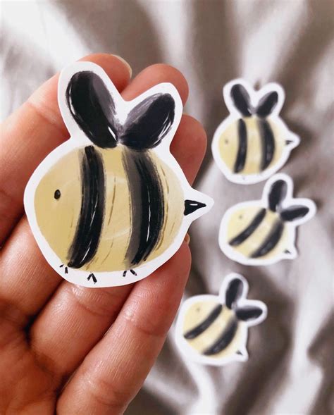 Bee Sticker Set Bee Sticker Pack Vinyl Stickers Bees Etsy