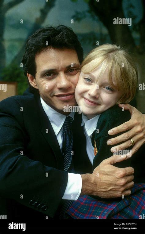 MARC ANTHONY, DAKOTA FANNING, MAN ON FIRE, 2004 Stock Photo - Alamy