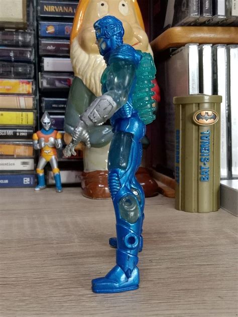 Batman Robin Movie MR FREEZE Iceblast 5 DC Kenner Figure 1997