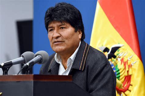 Evo Morales expresidente de Bolivia llega a México tras aceptar asilo