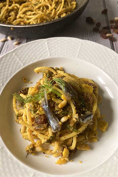 Authentic Sicilian Pasta with Sardines (Pasta con le Sarde)