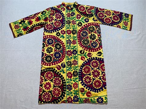 УЗБЕКСКИЙ ЧАПАН, винтажное пальто сюзани, узбекский халат ручной работы ...