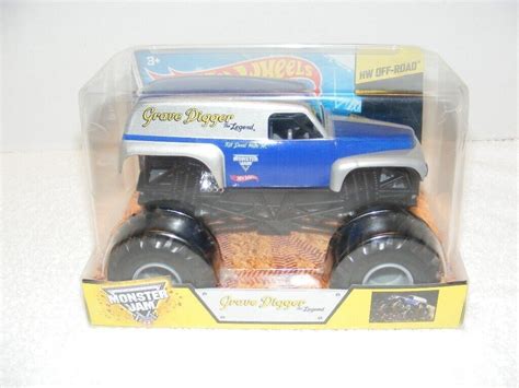Nip Hot Wheels Monster Jam Grave Digger The Legend Monster Truck Action Figures