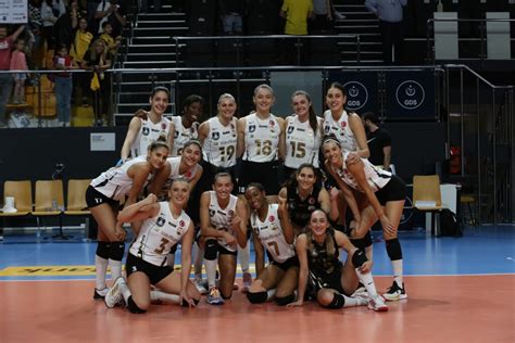 VakıfBank evinde set vermedi Voleybolunsesi