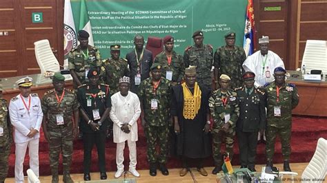 Niger Coup ECOWAS Military Chiefs Meet In Ghana DW 08 17 2023