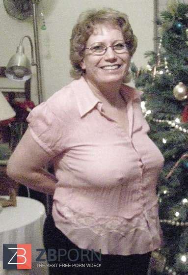 She Left Behind Her Brassiere ZB Porn