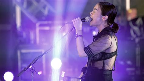 Mitski Announces Be the Cowboy Tour Dates for Spring 2019 - Paste