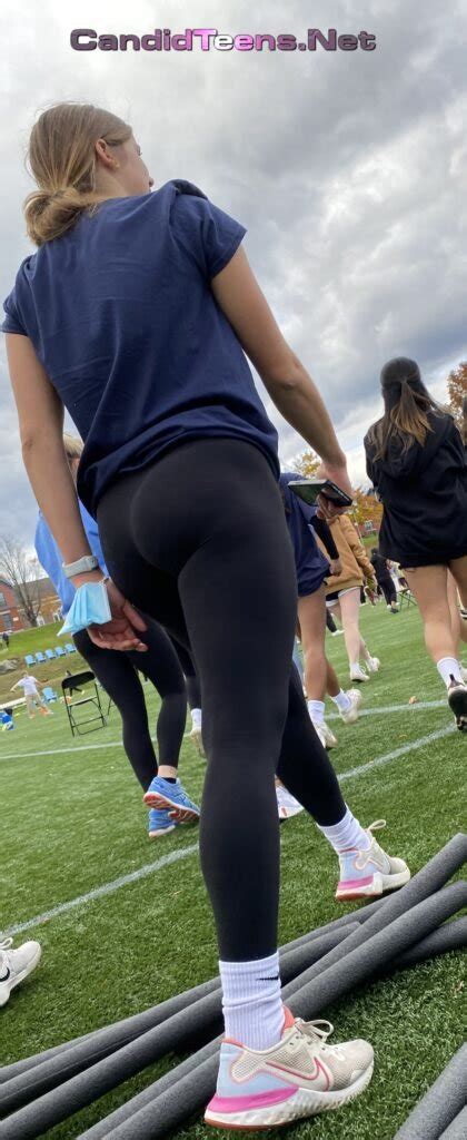 Hs Teen Tight Ass In Perfect Shape Size Candid Teens