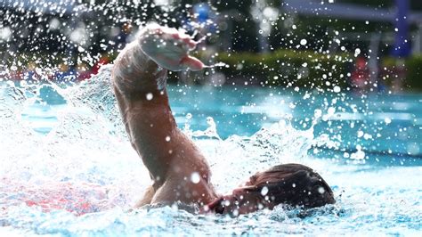 Wie Gesund Ist Schwimmen Ndr De Ratgeber