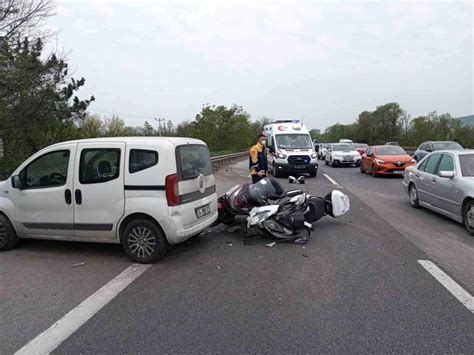 Anadolu Otoyolu Sakarya Geçişinde Trafik Kazası 2 Yaralı Haberler