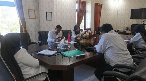 Rapat Monitoring Dan Evaluasi Kinerja Kesekretariatan Dan Monev