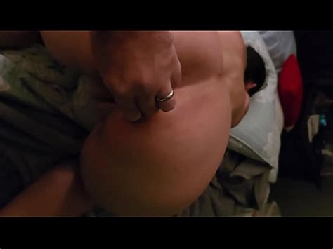 Amateur Wife Takes Dildo Up Her Ass XVIDEOS