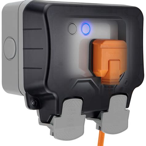 BG Storm Smart Control Weatherproof Socket IP66 2 Gang Toolstation