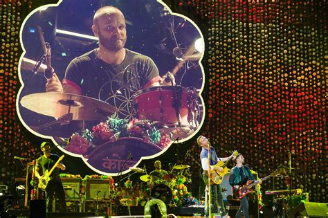 15 Epic Things You'll Never Forget After Watching Coldplay Live