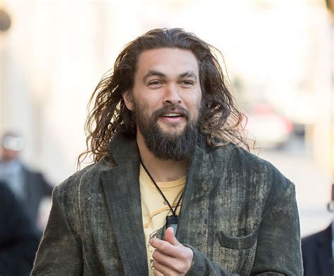 Aquaman Jason Momoa Is Adorably Bad At Keeping Secrets