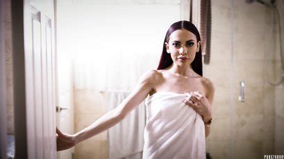 Mary Moody And Sabina Rouge In Juicy Lesbian Sex Photos