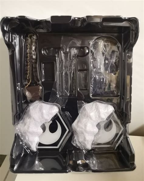 HAN SOLO AND CHEWBACCA SET TH SCALE FIGURES MMS STAR WARS THE FORCE AWAKENS HOT TOYS