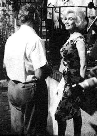 Marilyn And George Cukor On The Set Of Something S Got To Give