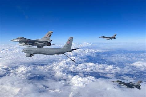 Turkish F Fighter Jets Join Nato Air Policing Mission In Romania