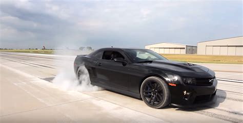 1650 HP Drag Race Hennessey Camaro Z 28 Vs ZL1 VetteTV