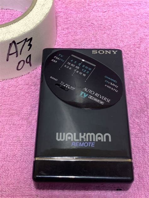 アウトレット大セール Sony ソニー ウォークマン Wm 504 カセットプレイヤー 専用ホルダー付 Sony ソニー Walkman