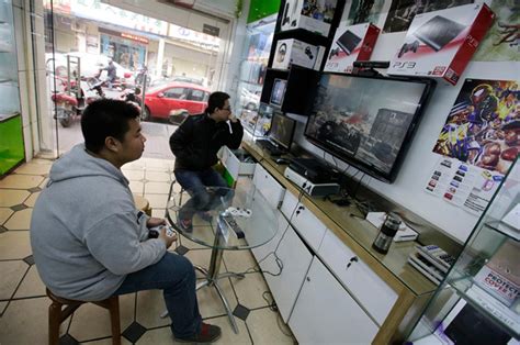 Chống nghiện game Trung Quốc có thể cấm yêu và sex trong trò chơi ICTNews