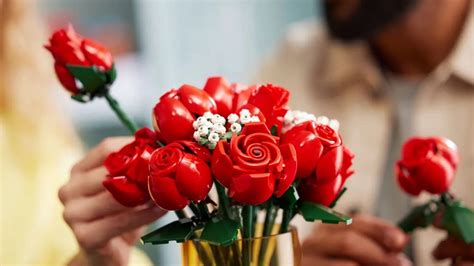 LEGO Ideas Gets Romantic with New Bouquet of Roses Floral Set