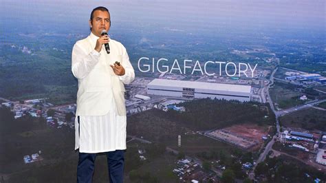 Bhavish Aggarwal Pokes Fun At Elon Musk Says ‘tesla For West Ola For