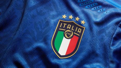 Nazionale Presentata La Nuova Maglia Azzurra Sport La Repubblica