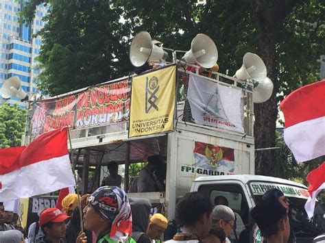 Denny Siregar Aksi 212 Ahok Dan Tito Karnavian Tagar