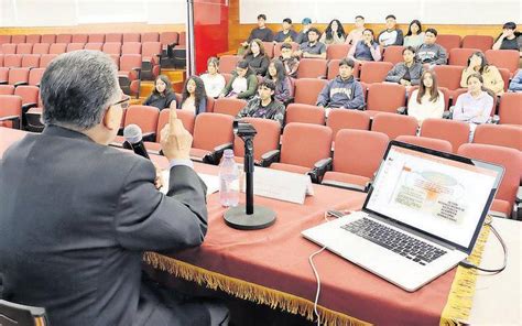 Preparan a nuevos alumnos con cursos de inducción para el ciclo otoño