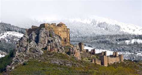 Un Mapa Con 40 De Los Castillos Más Bonitos De España Para Organizar Rutas O Escapadas 101