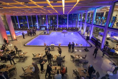 Bilderstrecke Zu Sprudelhof Therme In Bad Nauheim Fertig Schweben Wie