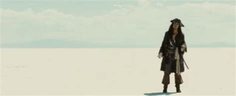 Running Jack Sparrow GIF - Running Jack Sparrow Johnny Depp - Discover ...