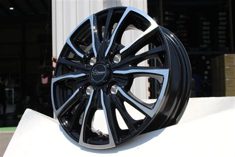 HOT STUFF Chronus CH 110 株式会社タイヤスクエアミツヤ