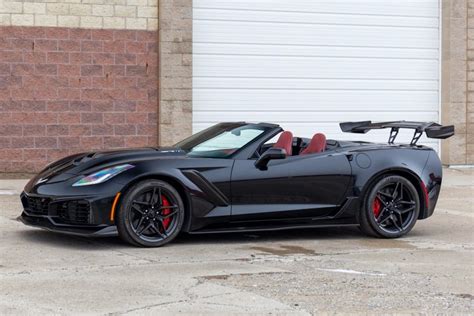 Striking Corvette C7 ZR1 Convertible Is Bad to the Bone and Armed to ...