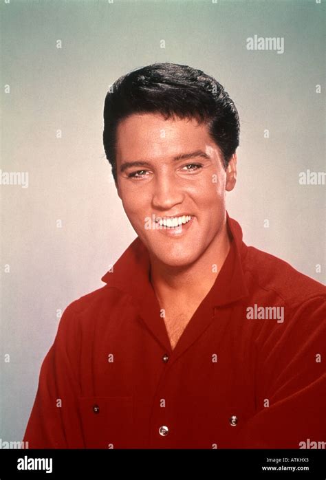 Elvis presley smile smiling hi-res stock photography and images - Alamy