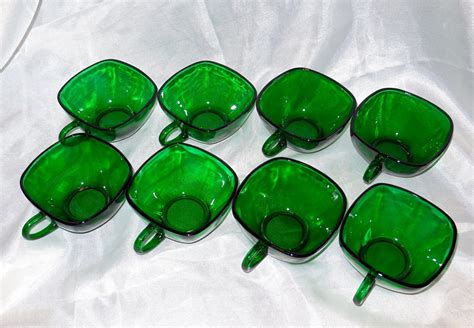 Set Of 8 Vintage Forest Green Glass Charm Cups By Anchor