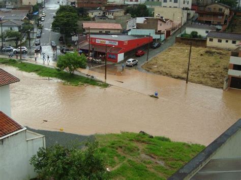 G Chuva Provoca Estragos Em Po Os De Caldas E Pouso Alegre Mg