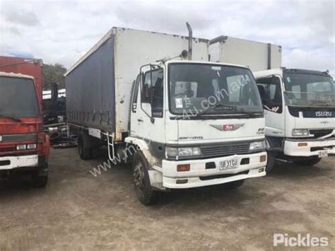 Buy Used Hino Hino Ff Griffon Service Trucks In Listed On