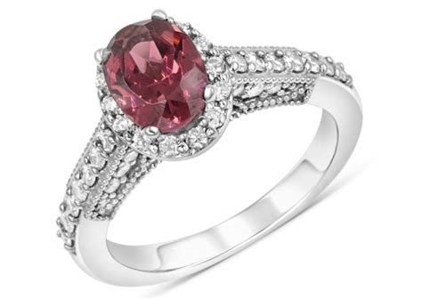 Bague Séville grenat rhodolite ovale et diamants avec millegrain